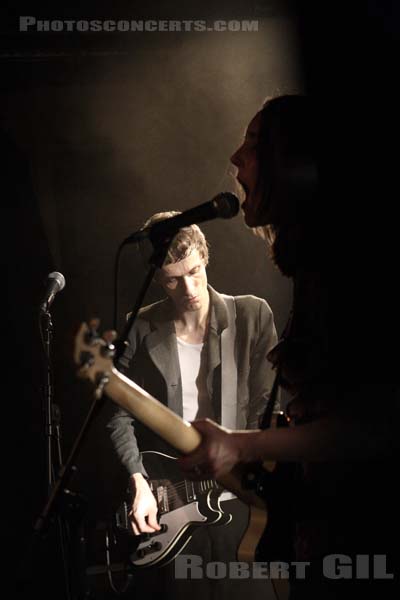 JOHN AND JEHN - 2008-06-19 - PARIS - La Maroquinerie - Camille Berthomier - Nicolas Congé